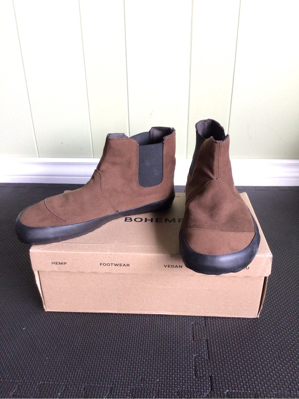 Rola Wide - Bohempia Barefoot Chelsea Boots